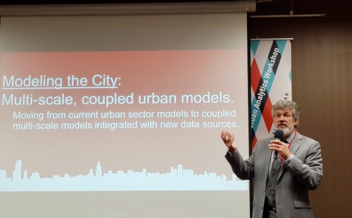 ANL's Director of Urban Center for Computation and Data, Charlie Catlett, delivering a speech on 