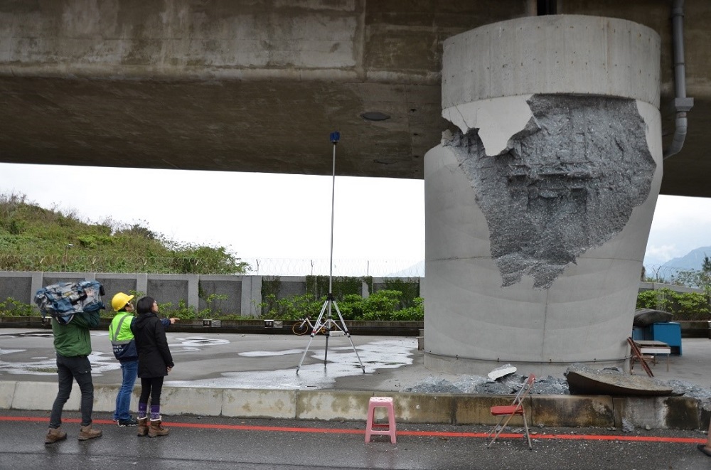 2018年2月6日花蓮地震造成橋梁的橋墩損壞案例