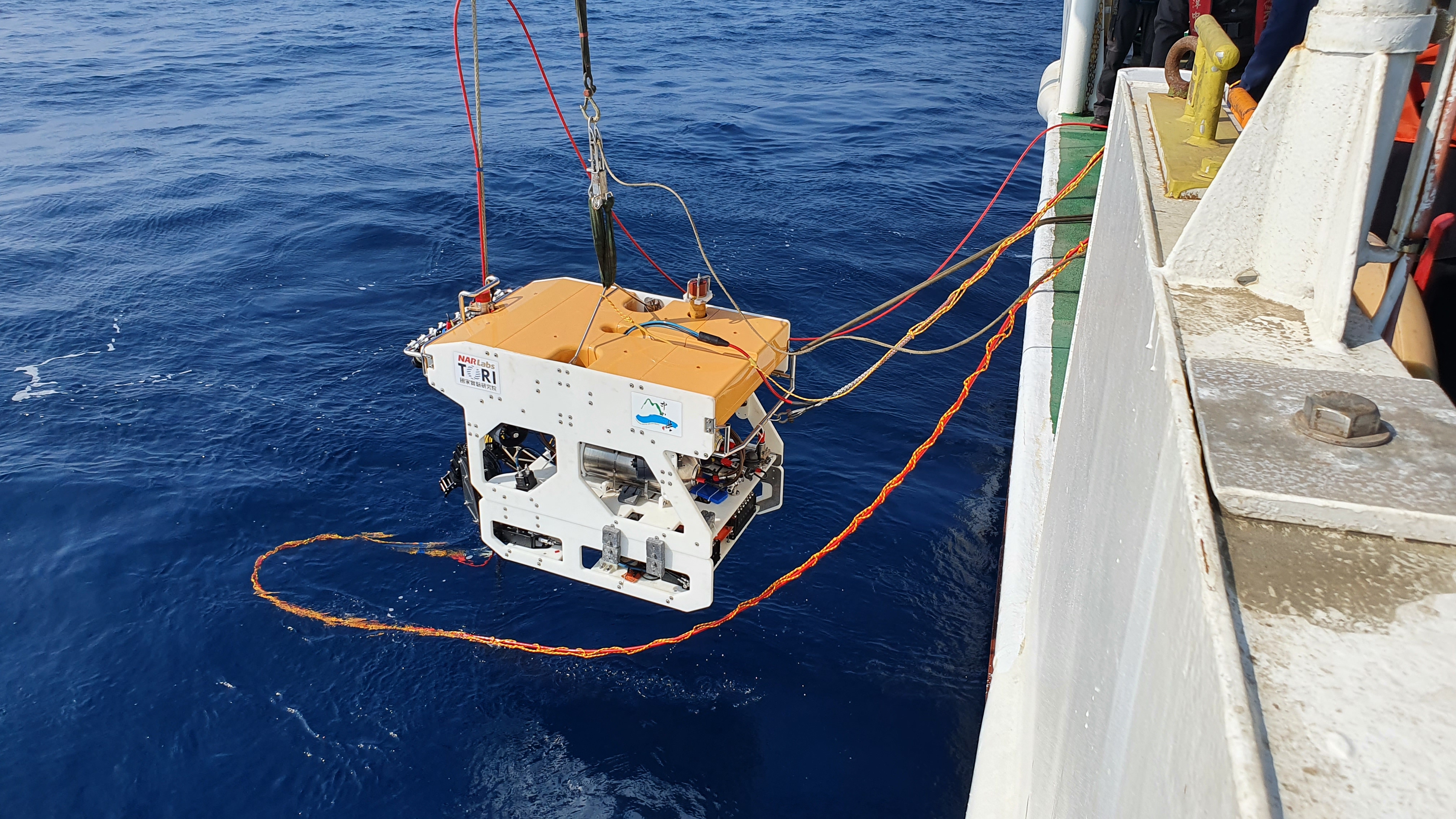 海洋中心研發之「輕型工作級ROV」首於「2021亞太國際風力發電展」亮相