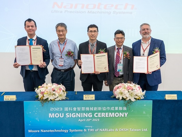 TIRI, Moore Nanotechnology Systems from the United States, and DKSH Taiwan sign a tripartite international Memorandum of Understanding to jointly plan the establishment of the “Joint Laboratory for Ultra-Precision Machining”.
